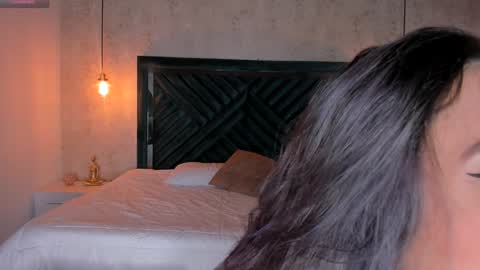 Ann  online show from February 9, 3:43 am