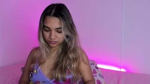 Anne online show from September 22, 9:19 am