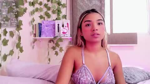 Anne online show from February 15, 10:54 pm