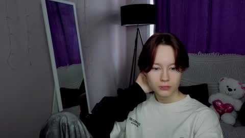 Anni online show from February 21, 5:30 am