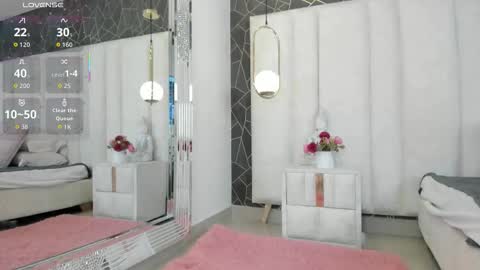 im annie   online show from February 24, 12:48 pm