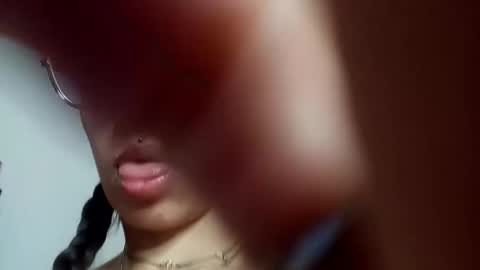1AngiieMora999 online show from February 10, 3:57 am