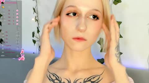 annymeow online show from December 5, 4:52 pm