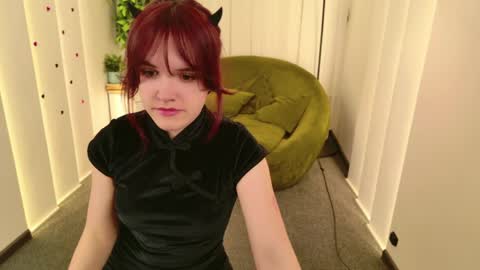 Anny online show from April 5, 9:03 pm