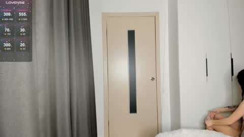 anny_leps online show from November 4, 12:10 pm