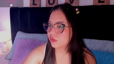 A N N Y E  online show from November 30, 1:15 pm