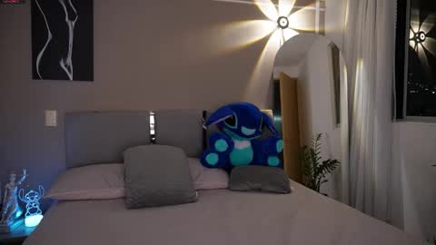    online show from December 18, 2:49 am