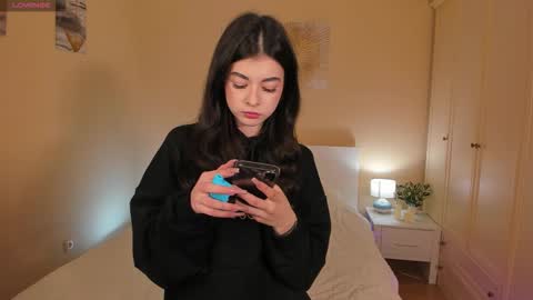 Anora  Emma online show from February 20, 8:42 pm