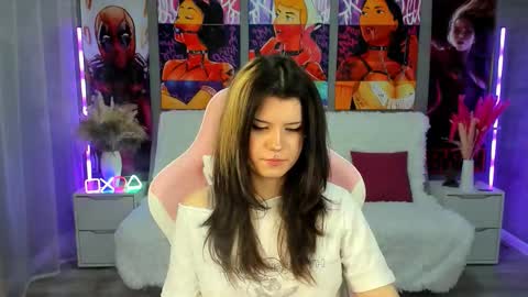 Anora online show from November 24, 1:02 pm