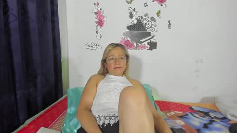 anthonela_mature_ online show from February 24, 7:09 pm