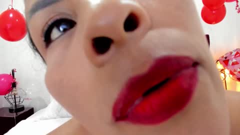 Anthonelaa   online show from February 23, 7:57 pm