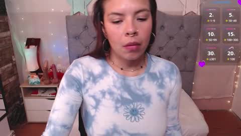 antolyh_c online show from November 18, 1:12 pm