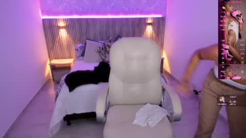  Antonella Grayy  online show from February 8, 11:01 am