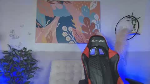 Antonia online show from February 23, 7:08 am