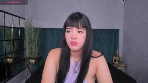 A N T O N I A online show from April 15, 11:33 am