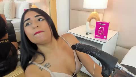 Antonia online show from February 19, 1:43 pm