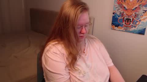 Anya Muna online show from December 12, 5:48 pm