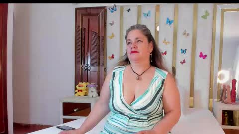 Anyela  online show from December 4, 3:31 am