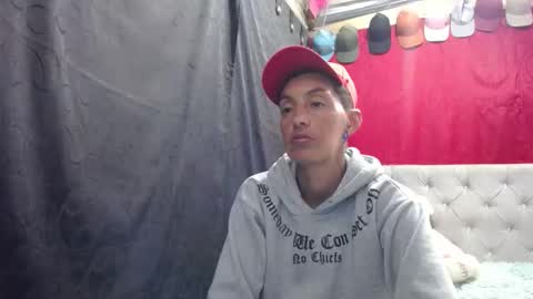 anyu online show from February 7, 4:11 pm