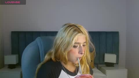 Snapshot of april__bunny chatting on January 24, 8:11 pm April Bunny online show from January 24, 8:11 pm