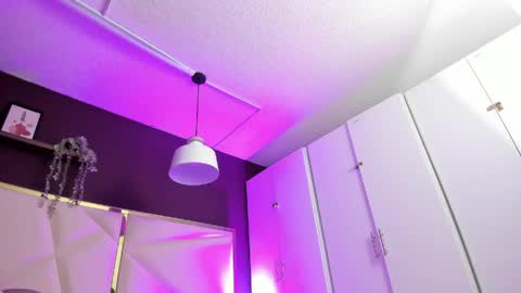 April online show from April 6, 11:33 am