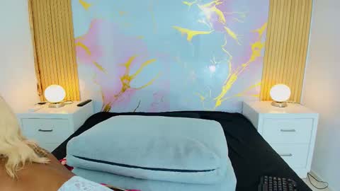 aprillross online show from February 5, 12:19 pm