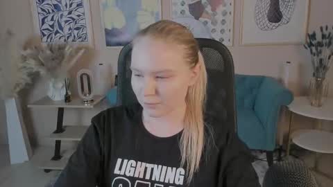 April. All year round.  online show from October 4, 3:56 am