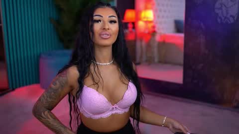 arabellaposh online show from October 11, 6:07 am