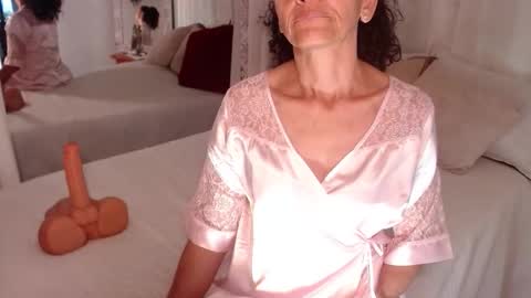 Nadia Cyel online show from March 25, 10:45 pm