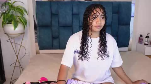   online show from March 21, 7:13 am