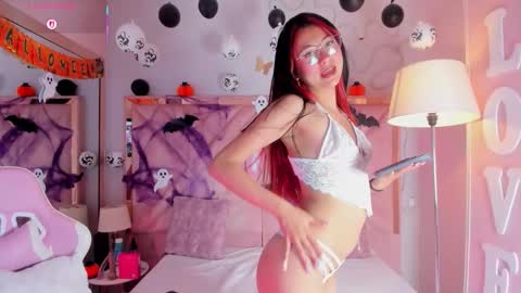 Aria Jones online show from October 27, 1:06 pm