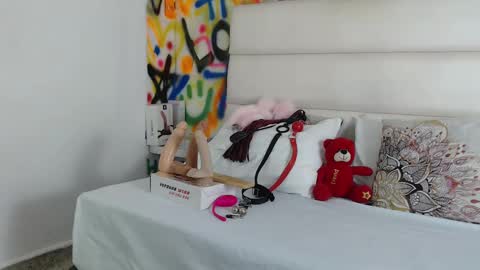 aria online show from January 22, 11:34 am