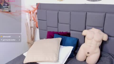 Snapshot of ariadna_russo chatting on October 23, 5:41 pm ariadna_russo online show from October 23, 5:41 pm