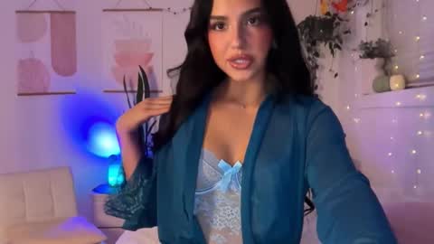 Aria  online show from October 27, 2:07 am