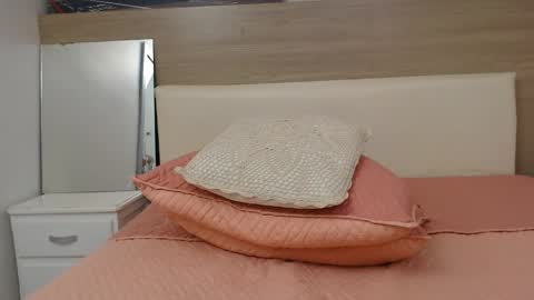 Ariana online show from March 28, 2:16 pm