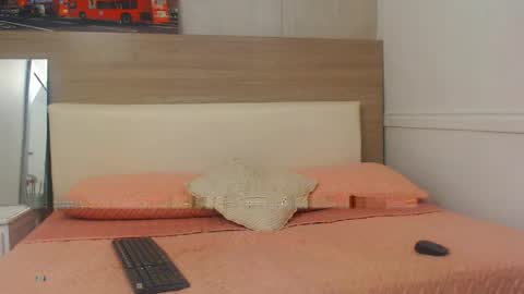 Ariana online show from April 6, 1:56 pm