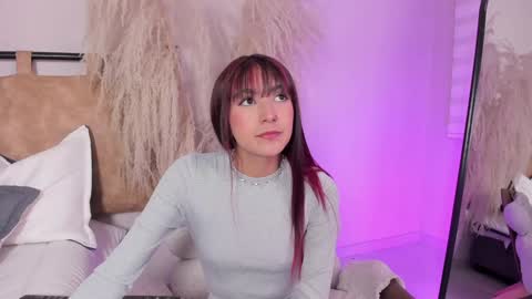 Ariana  online show from December 22, 2:38 pm