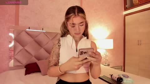 Ari online show from September 28, 6:42 am