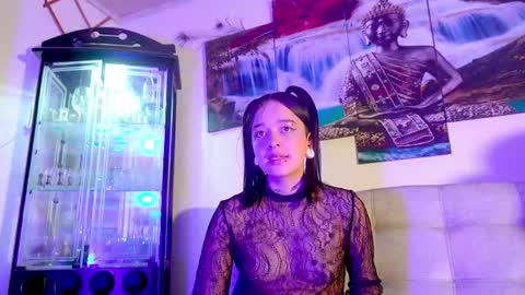 ariana_whitee online show from April 14, 11:38 pm