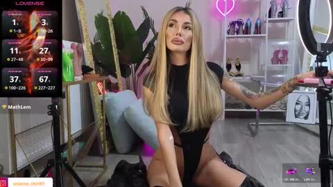 Snapshot of arianaari88 chatting on October 20, 7:06 pm Ariana online show from October 20, 7:06 pm