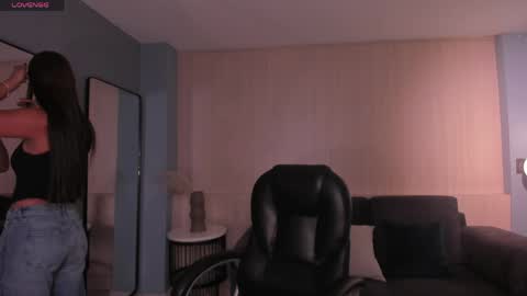 Ariana Dumont online show from May 29, 11:08 am