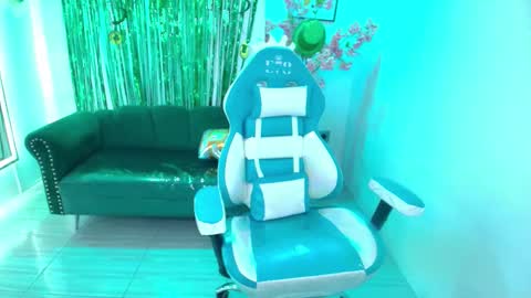 arianna_sweeet online show from March 19, 4:17 am