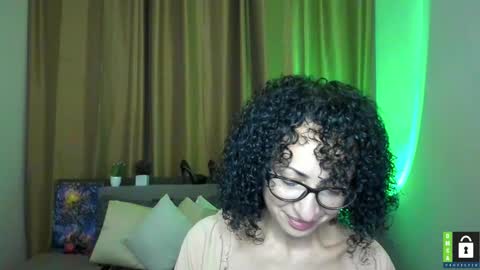 Arianna online show from November 12, 6:50 pm