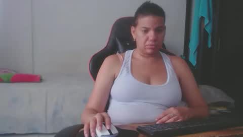 ariannaloovel online show from March 16, 4:44 pm