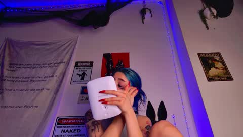 Aria online show from March 14, 9:38 pm