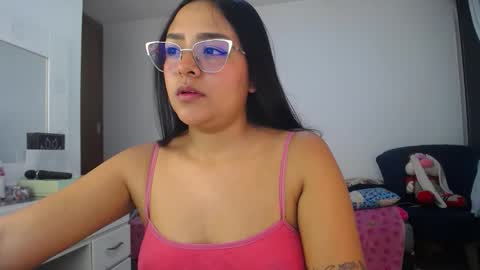 daniella online show from November 9, 3:02 am