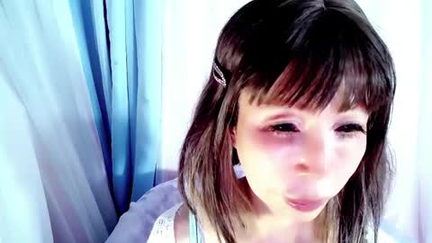 arincolove online show from April 12, 12:30 pm