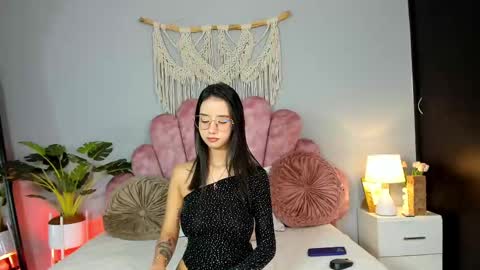 Lia Rose online show from September 29, 1:22 am