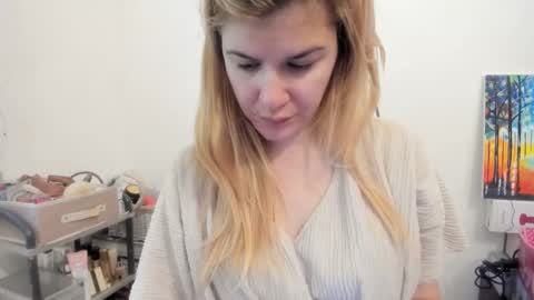 MIA online show from November 12, 11:52 am