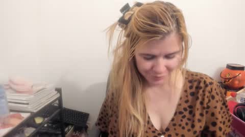 MIA online show from April 5, 7:24 pm